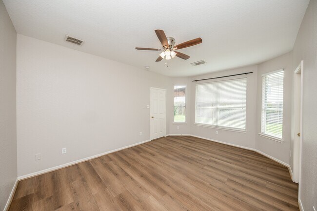 Building Photo - 14618 Rochelle Ct