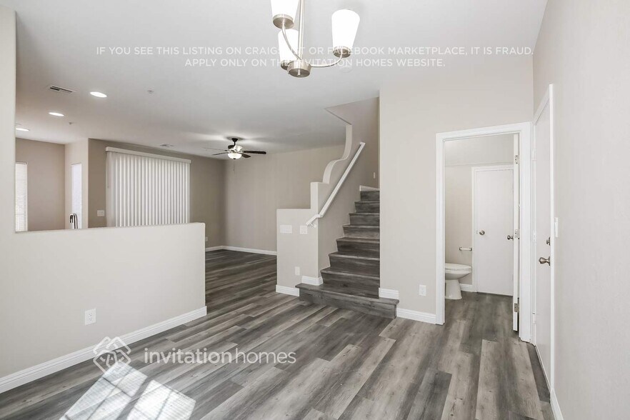 Building Photo - 620 Desert Silk Ct