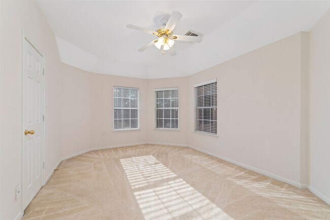 Building Photo - 2638 Long Leaf Dr