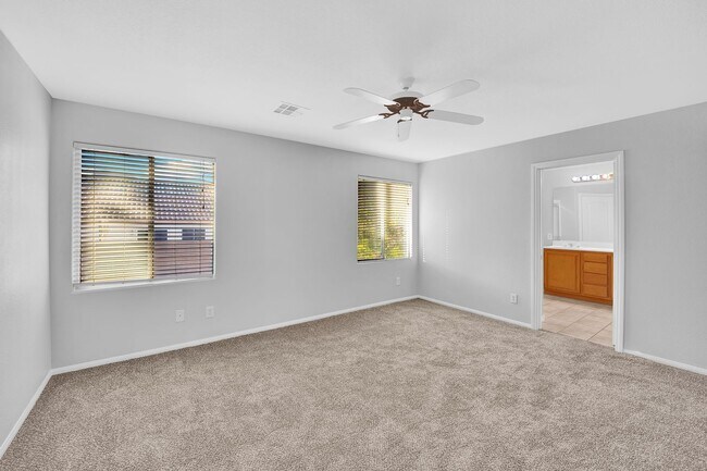 Building Photo - 5 bedroom home new carpet and paint