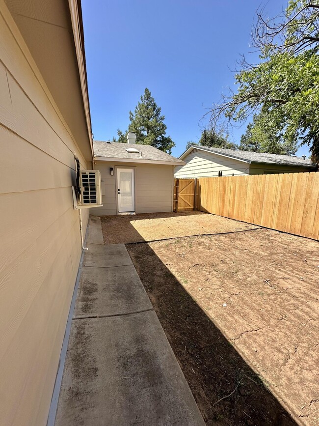 Building Photo - 5426 22nd St