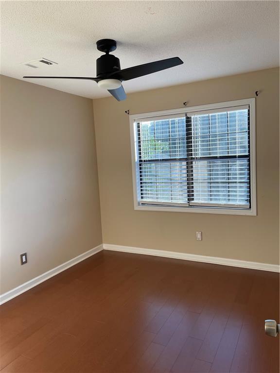 Building Photo - 8020 Sand Wedge Cir
