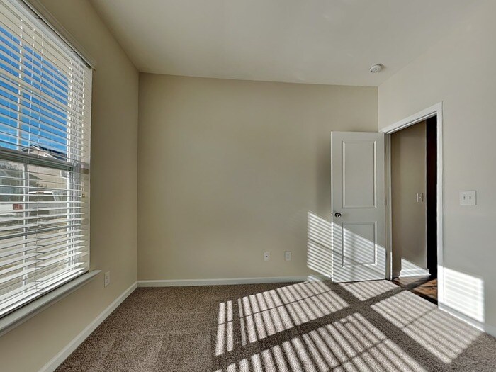 Building Photo - 134 Jeremiah Rd