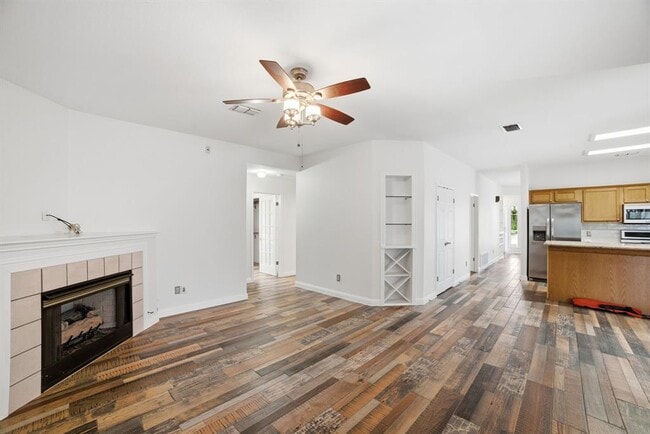 Building Photo - 700 Horizon Trail