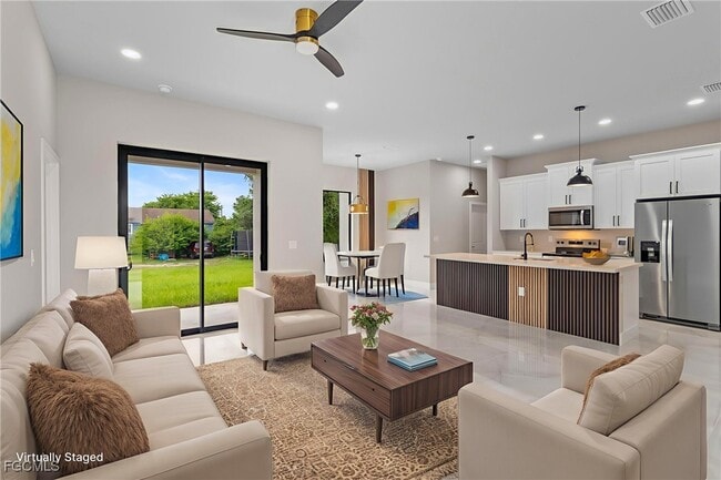 Building Photo - 2809 25th St SW