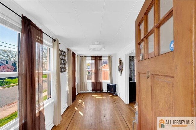 Building Photo - 14 Albourne St