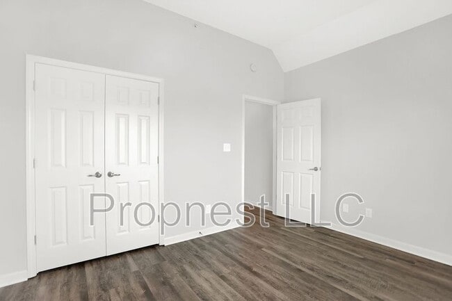 Building Photo - 771 Barrington Woods Cove