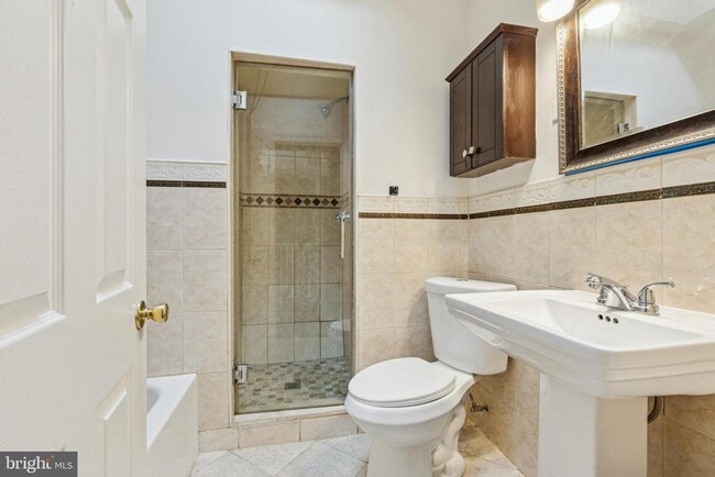 Building Photo - 7016 Andrews Ave