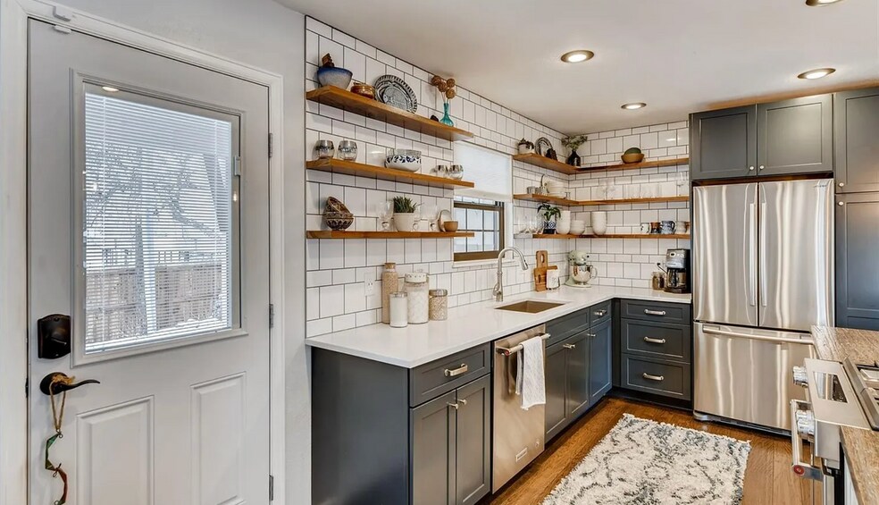 Building Photo - 4695 S Akron St