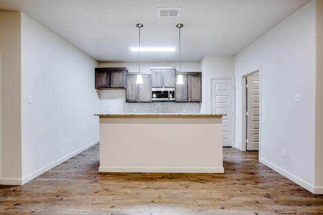 Building Photo - 2537 134th St