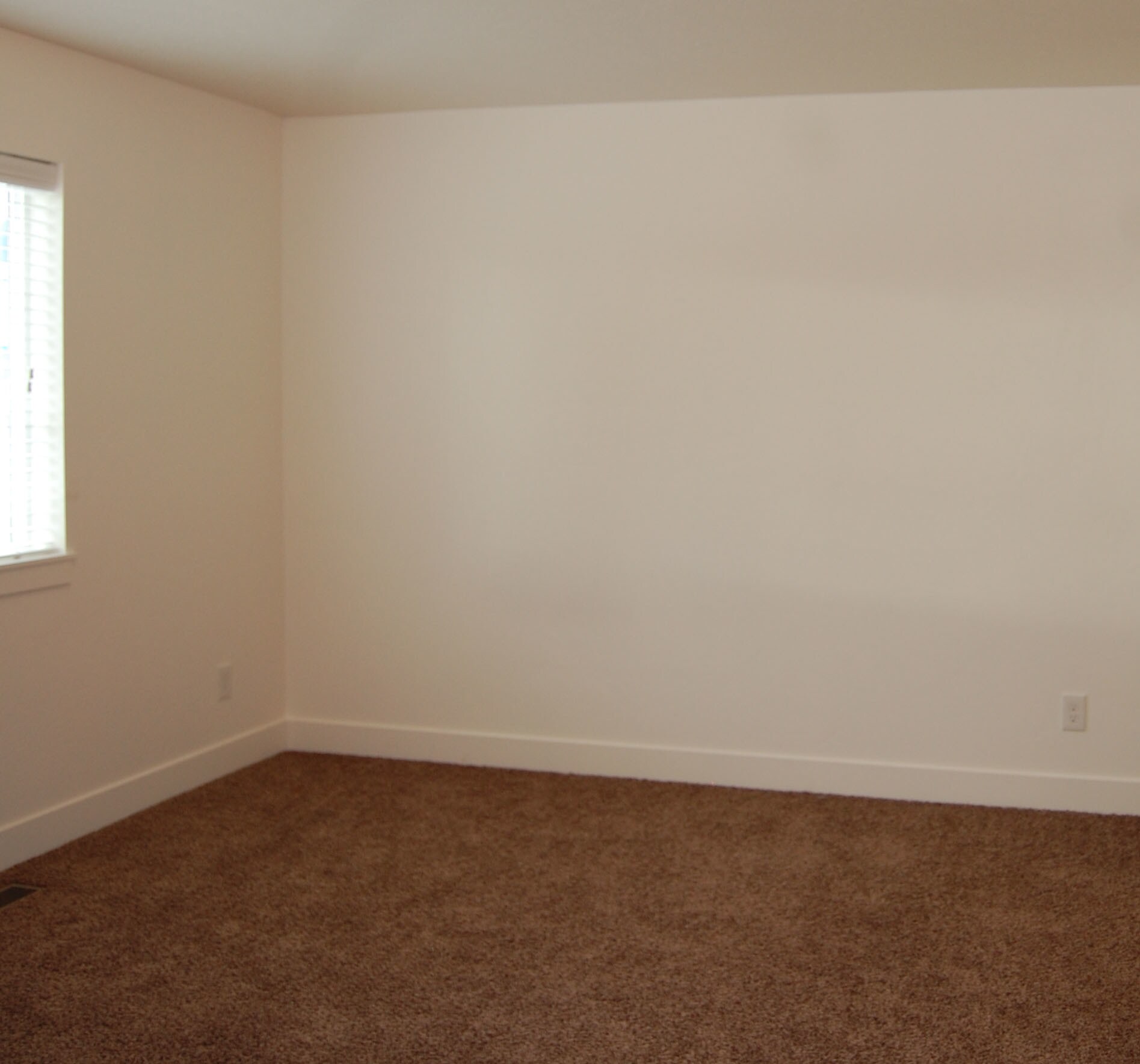 Building Photo - 132 N 100 W