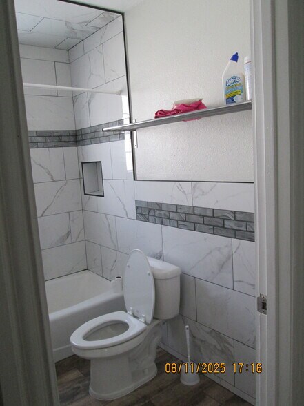 bathroom - 700 Sunset Ter