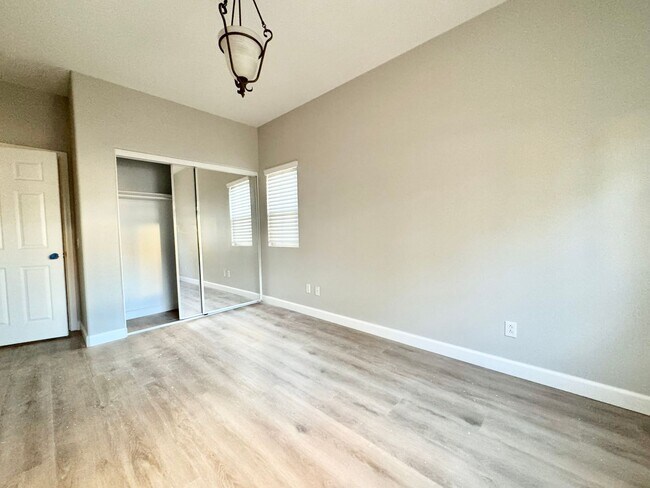 Building Photo - 2871 Pinta Ct