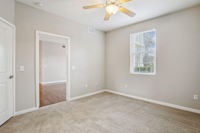 Building Photo - 3615 High Ridge Rd
