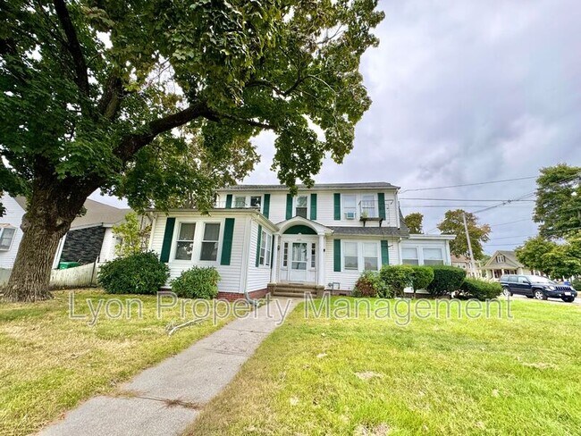 Primary Photo - 545 Smithfield Rd