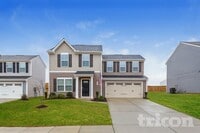 Building Photo - 467 Hobson Wy