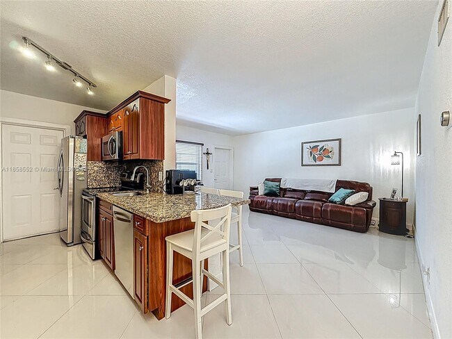 Building Photo - 2600 S Ocean Dr