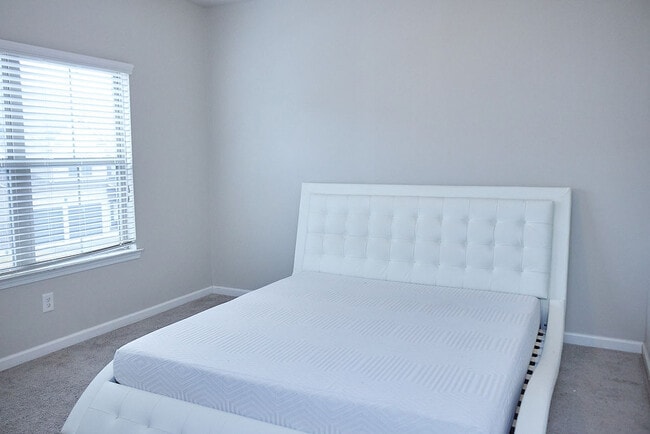 Building Photo - 7687 Volion Dr