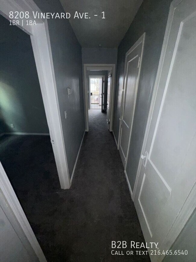 Building Photo - 8208 Vineyard Ave