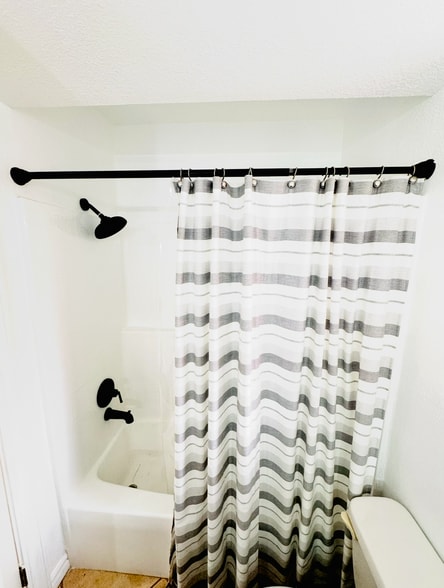 Master Bathroom - 2507 E 15th St