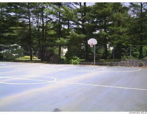 Building Photo - 66 Bon Aire Cir