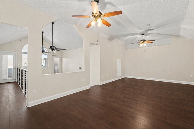 Building Photo - Waterfront Condo in Gulf Landings