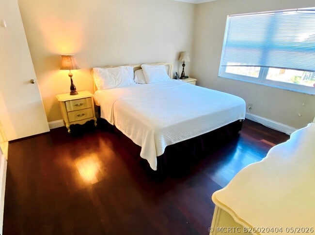 Building Photo - 1541 S Ocean Blvd