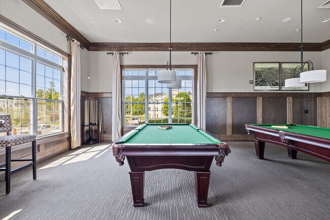 Building Photo - 35 Moorland Dr