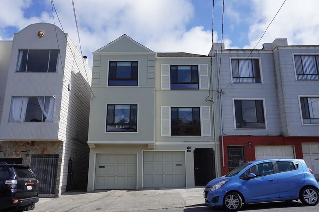 Building Photo - Moraga Property