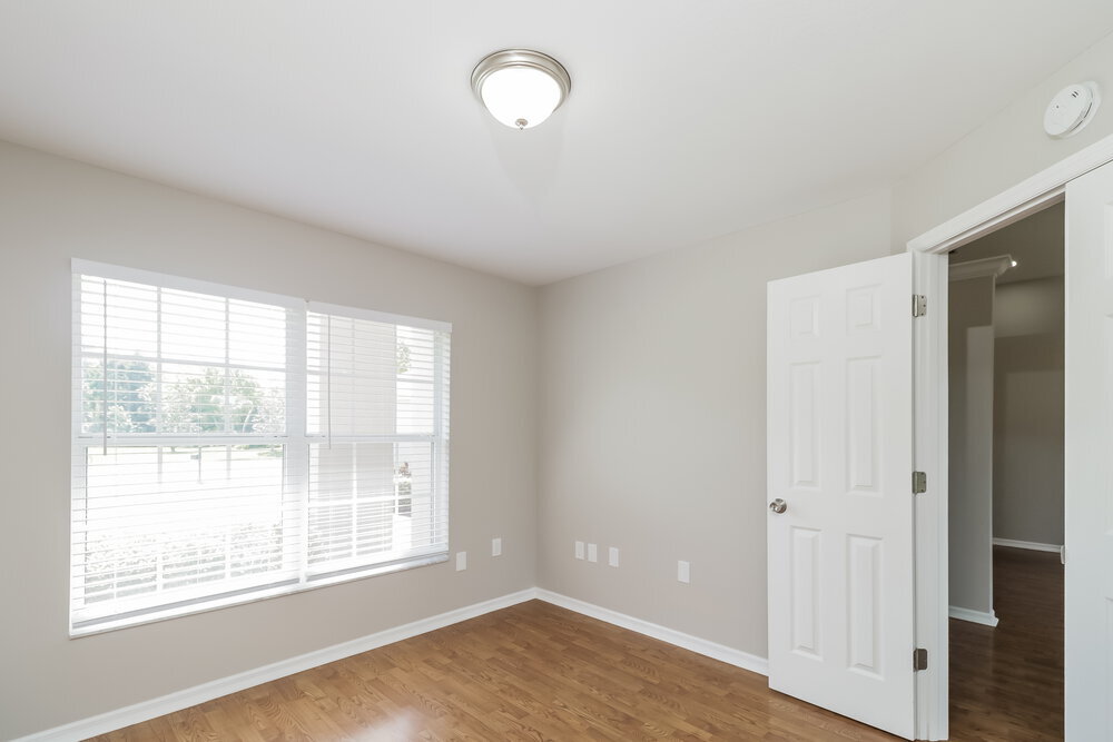 Building Photo - 3157 Oakpark Dr