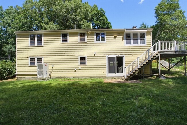 Building Photo - 37 Woodbury Rd
