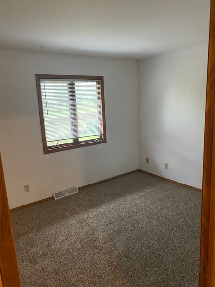 Building Photo - 1325 Camden Way