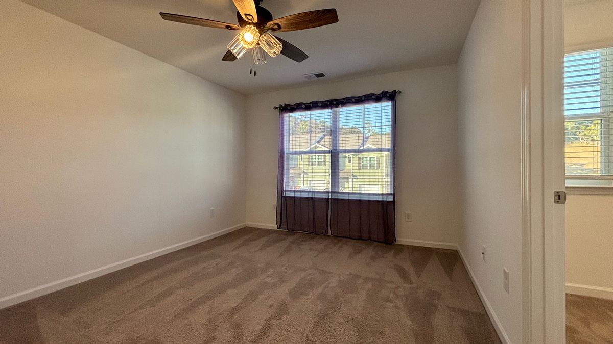 Building Photo - 333 Emma Victoria Wy