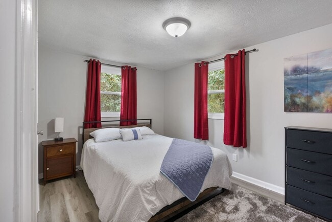 Building Photo - Adorable 3 bedroom 1 bathroom home!