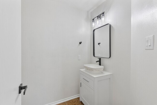 Building Photo - 9031 Aspen Trace Ln