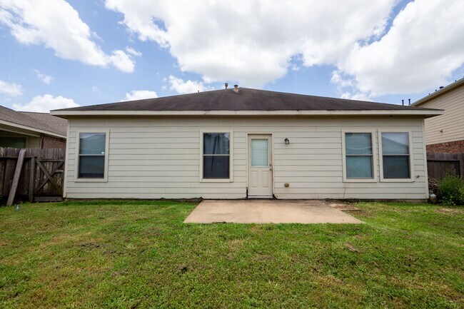 Building Photo - 24318 Cornell Park Ln