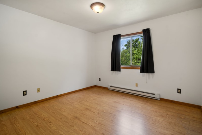 Building Photo - 1895 E Shore Dr