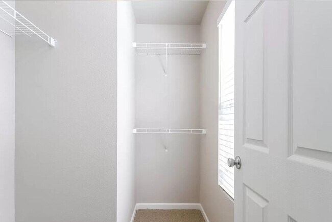 Building Photo - Great Home in Outstanding Schools!