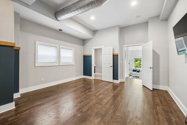 Building Photo - Secret Oasis in East Nashville - FOR LEASE