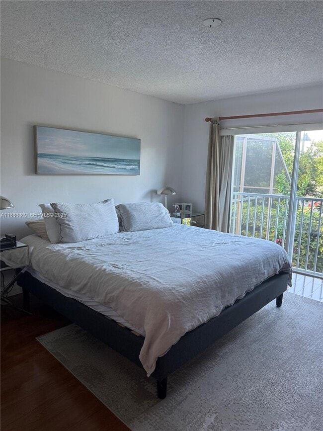 Building Photo - 10233 NW 52nd Ln