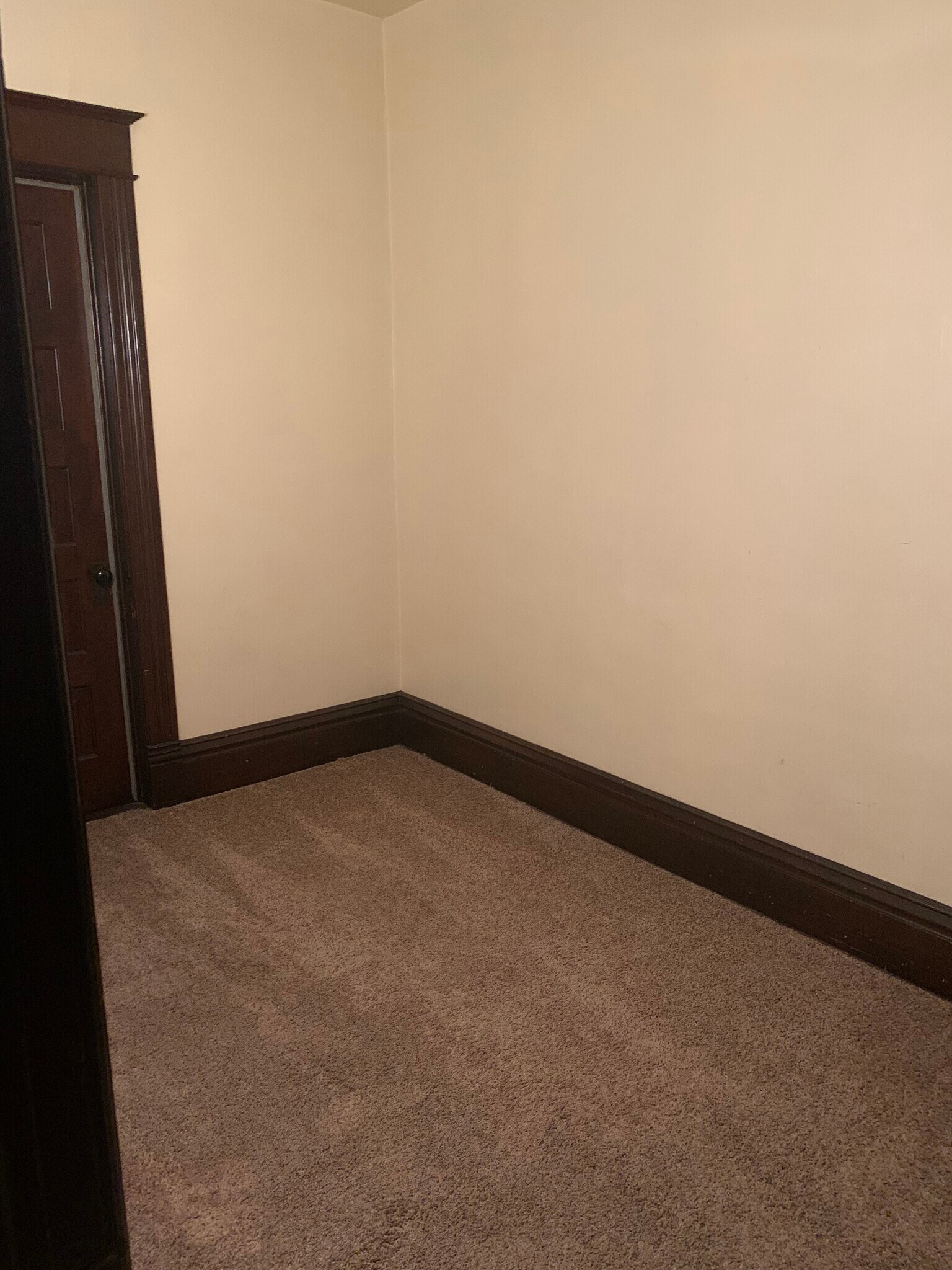 Building Photo - 431 Minnehaha Ave E