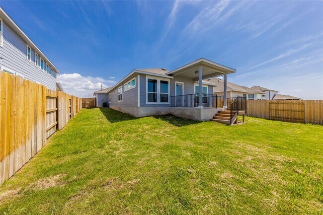 Building Photo - 205 Spiny Lizard Ln