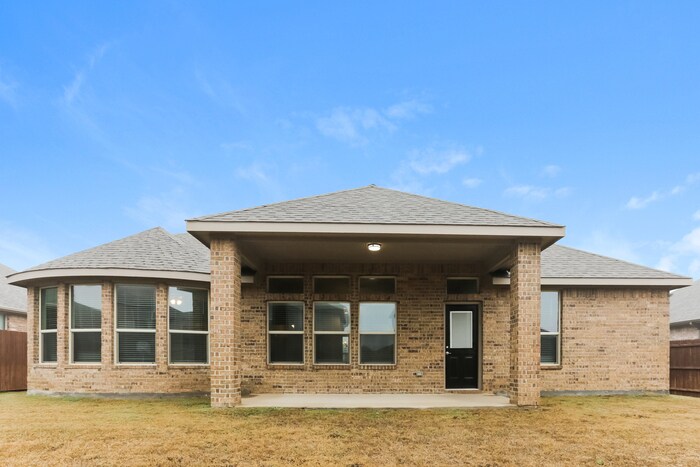 Building Photo - 422 Shari Dr