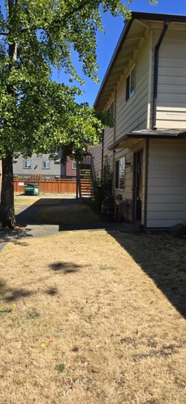 Building Photo - 1315 Wildwood St