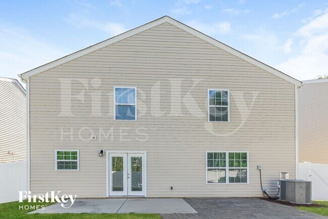 Building Photo - 7217 Niccoline Ln
