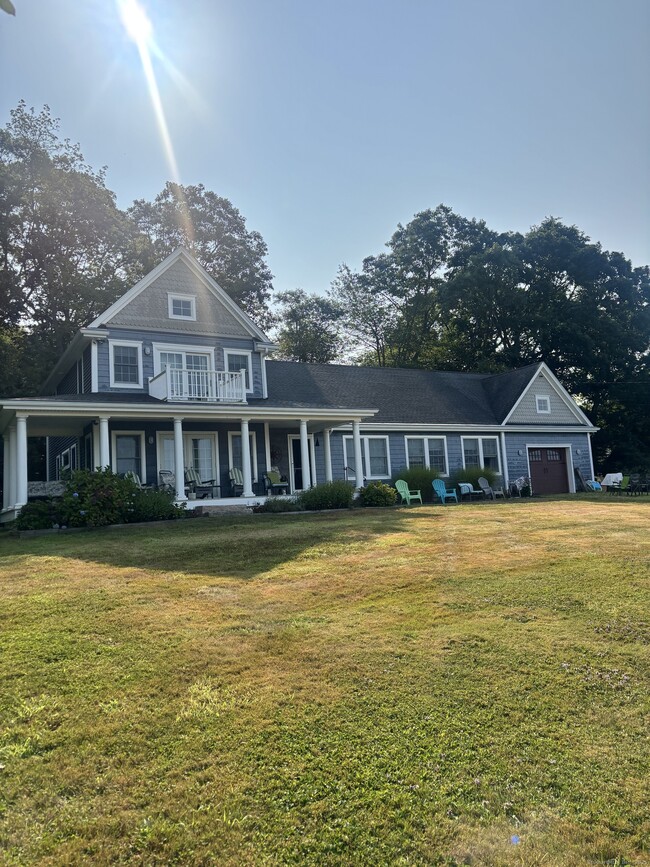 Primary Photo - 138 Old Black Point Rd