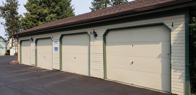 Building Photo - Beautiful 2 bed/2 bath condo in Hayden, ID...