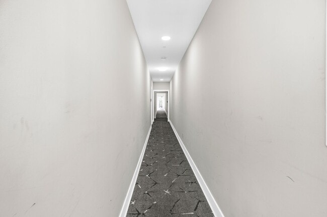 Building Photo - Lovely 1 BR/1.5 BA Condo in Columbia Heights!
