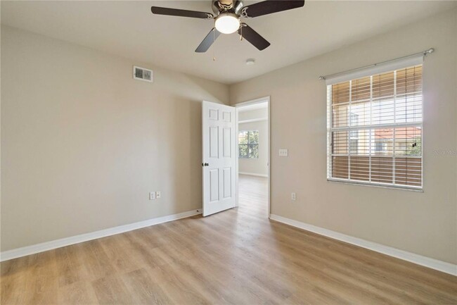 Building Photo - 1010 Villagio Cir