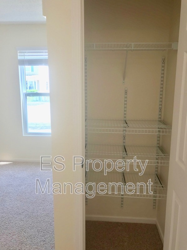 Building Photo - 10264 Cumberland Pointe Blvd